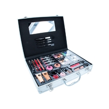 2K Beauty Unlimited Train Case Makiažo paletė Akių &scaron;e&scaron;ėlių paletė Moterims