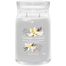 Yankee Candle Aromatic candle Signature glass medium Smoked Vanilla & Cashmere 368 g kvepianti žvakė