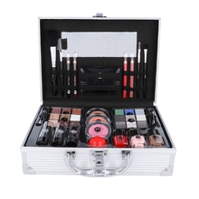 2K All About Beauty Train Case Makiažo paletė Akių &scaron;e&scaron;ėlių paletė Moterims
