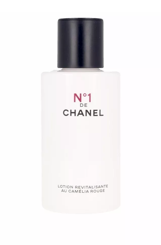Chanel No 1 De Chanel Red Camelia Revitalizing Lotion