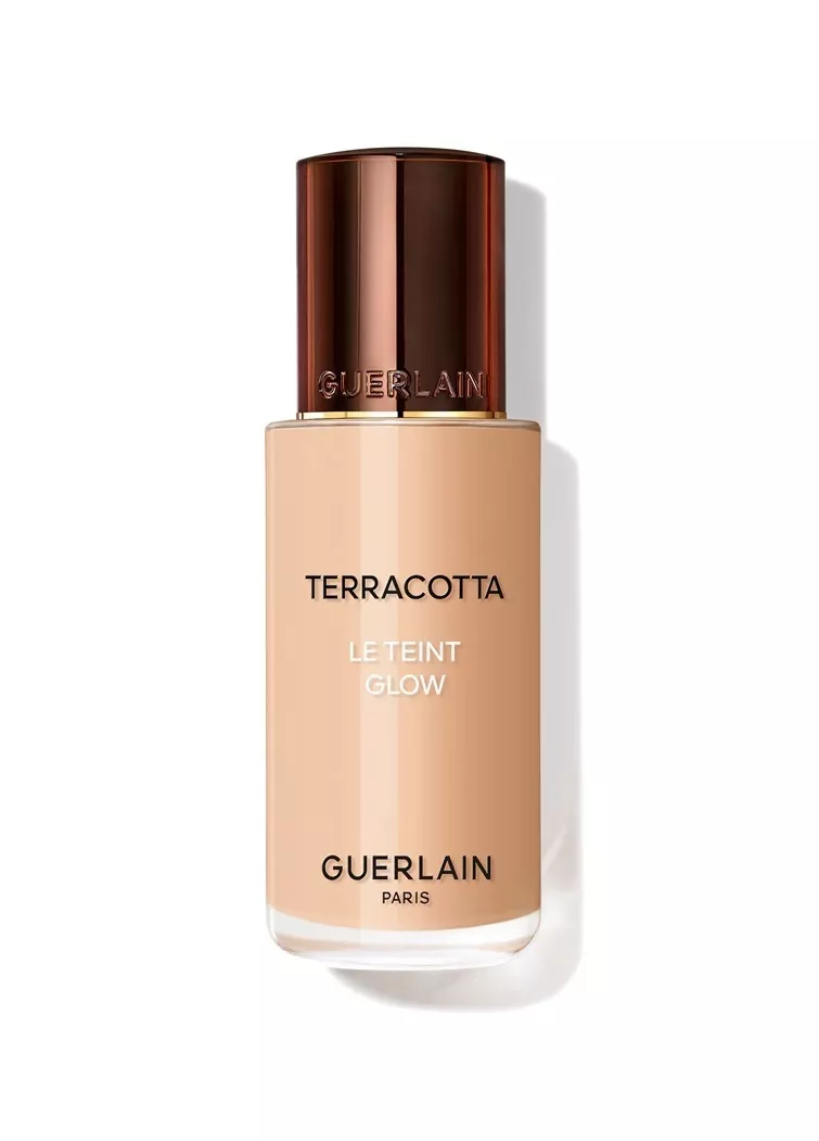 Guerlain Le Teint Glow Foundation 2,5N makiažo pagrindas Guerlain Le Teint Glow Foundation 2,5N makiažo pagrindas