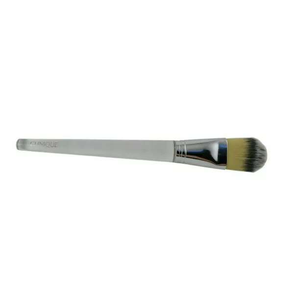 Clinique Foundation Brush teptukas