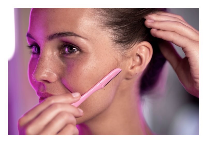 Wilkinson Sword Wilkinson Intuition Perfect Finish eyebrow aligner Moterims