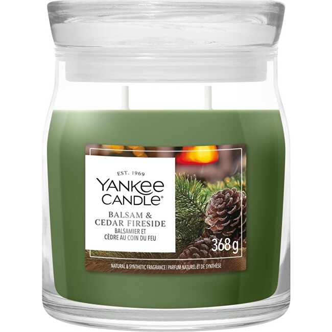 Yankee Candle Signature scented candle glass medium Balsam & Cedar Fireside 368 g kvepianti žvakė