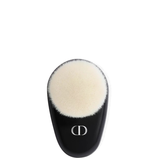 Dior Powder and make-up brush N°18 Backstage (Face Brush) Moterims