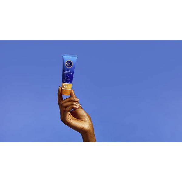 Nivea Moisturizing skin cream for tanning SPF 30 50 ml 50ml veido apsauga