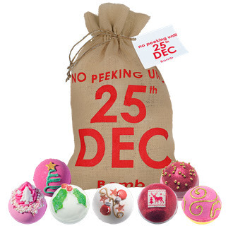 Bomb Cosmetics Gift set of sparkling bath balls 25th of December 7 pcs Moterims