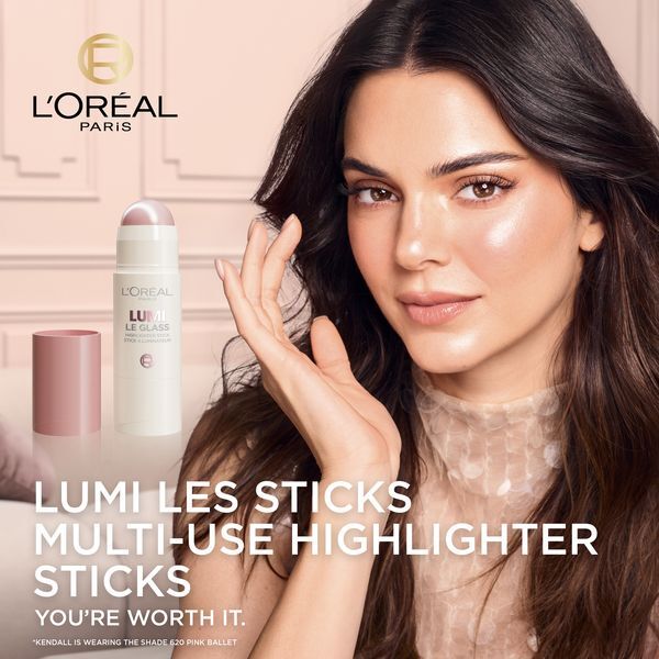 L'Or&eacute;al Paris Highlighter in a stick Lumi Le Glow (Highlighter Stick) 7 g 630 Cream Chic &scaron;viesintojas