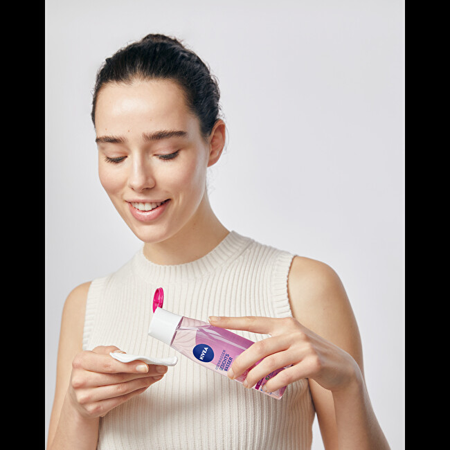 Nivea Rose Touch ( Hydrating Toner) 200 ml 200ml makiažo valiklis