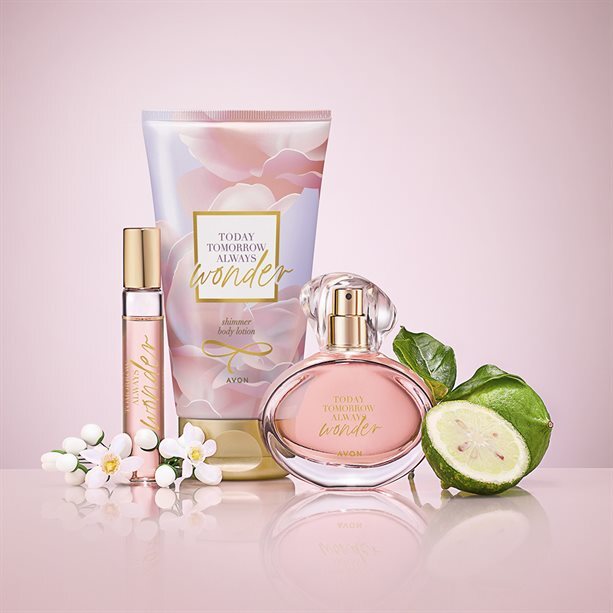 Avon TTA Wonder Gift Set Kvepalai Moterims