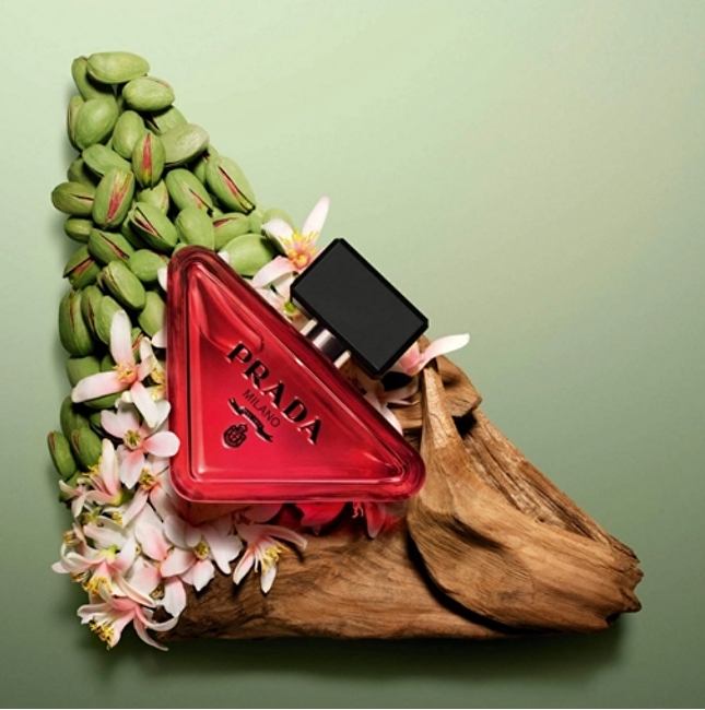 Prada Paradoxe Radical Essence - parf&eacute;m (plniteln&aacute;) 50ml kvepalai Moterims