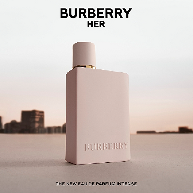 Burberry Burberry Her Intense - EDP (2024) 50ml Kvepalai Moterims