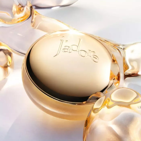 Dior J`adore - třpytiv&yacute; tělov&yacute; peeling 150ml kūno losjonas