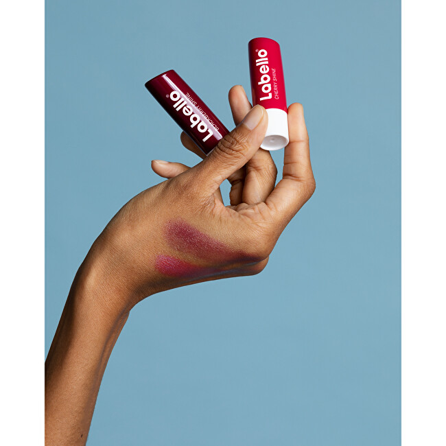 Labello Tinted Lip Balm Blackberry 4.8 g lūpų balzamas