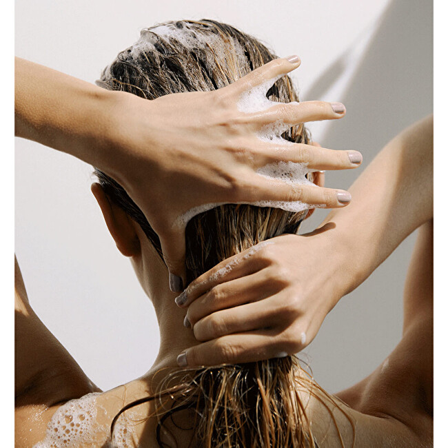 Nivea Shampoo for Dazzling Gloss Diamond Gloss 400ml &scaron;ampūnas