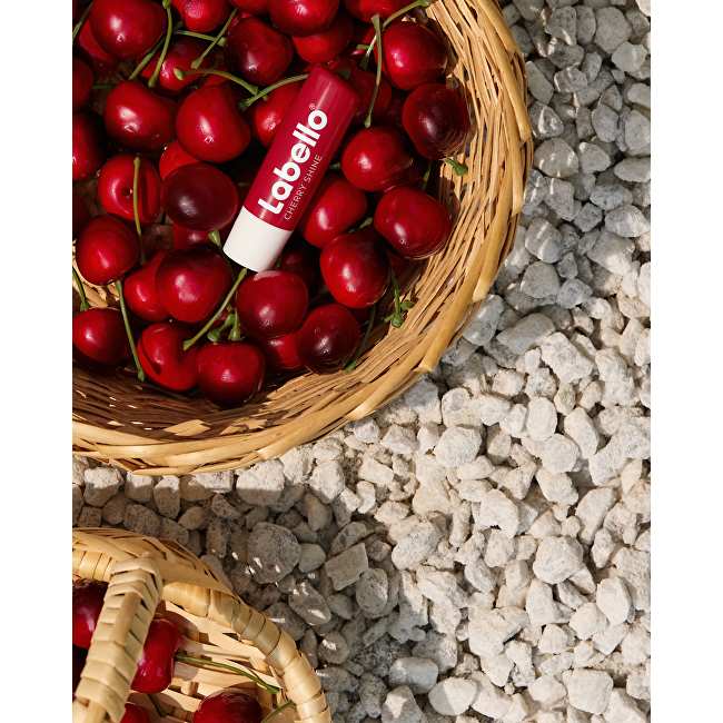 Labello Cherry Shine Caring Lip Balm 4.8 g lūpų balzamas