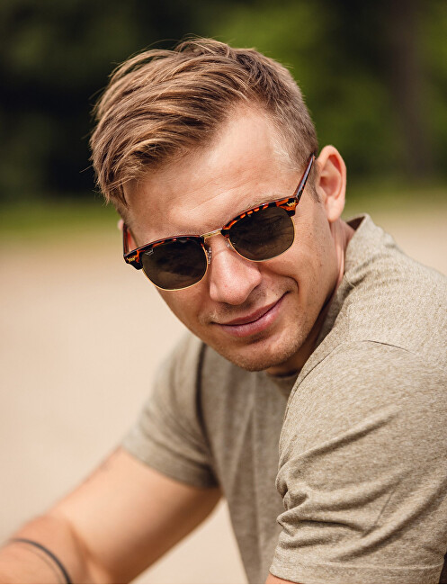 Vuch Polarizačn&iacute; slunečn&iacute; br&yacute;le Brigida Metal Design Brown akiniai nuo saulės