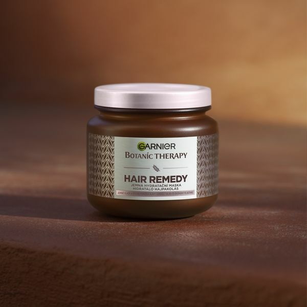 Garnier Gentle moisturizing mask for sensitive hair and scalp Botanic Therapy Oat Delicacy ( Hair Remedy) 34 340ml atstatomoji plaukų priežiūros priemonė