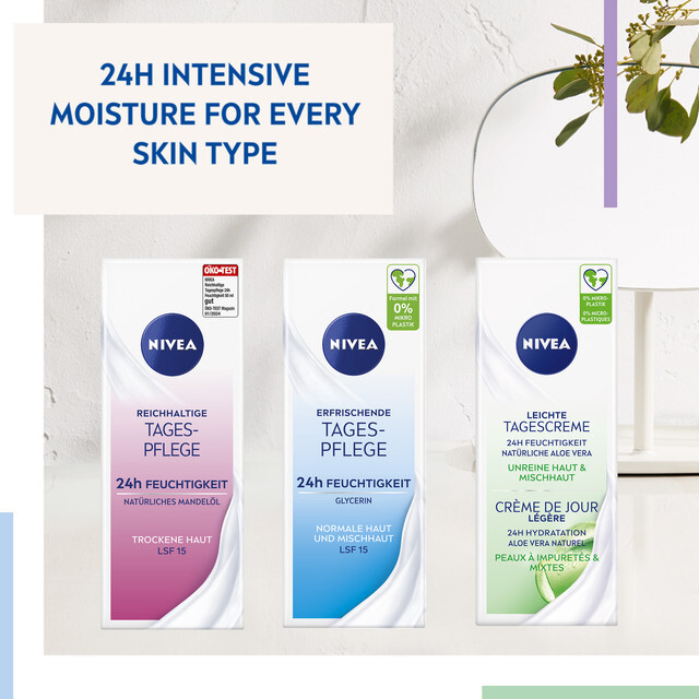 Nivea Moisturizing day cream for normal and combination skin SPF 15 Essential (Day Cream) 50 ml 50ml Moterims
