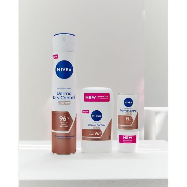 Nivea Solid antiperspirant Derma Dry Control 50 ml 50ml dezodorantas