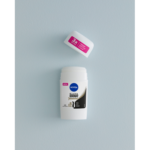 Nivea Solid antiperspirant Black & White Invisible Silk y Smooth 50 ml 50ml dezodorantas