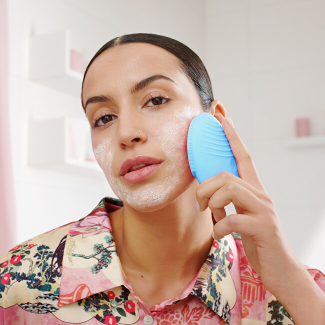 Foreo LUNA 3 Anti-wrinkle sonic cleaning brush for Sensitive Skin veido valymo prietaisas