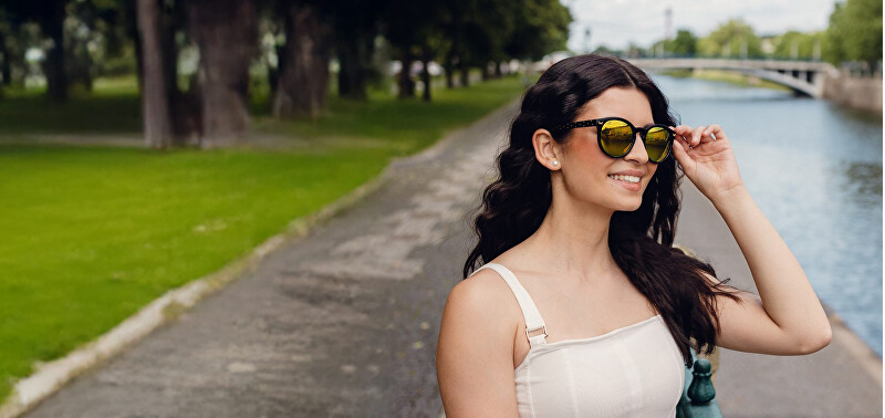 Vuch Polarizačn&iacute; slunečn&iacute; br&yacute;le Foxy Dotty Black akiniai nuo saulės