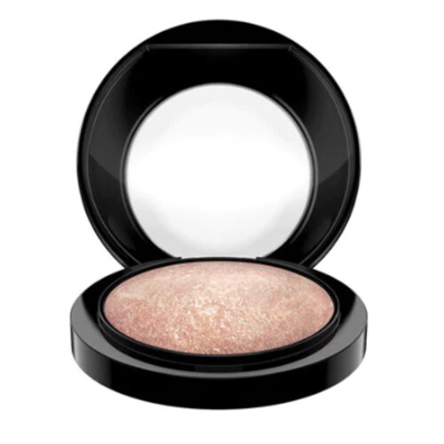 MAC Cosmetics Luxurious ( Mineral ize Skinfinish) 10 g Global Glow Moterims