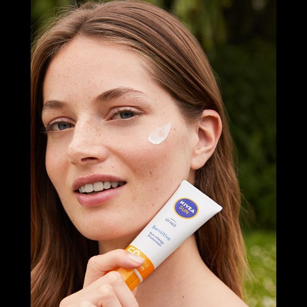 Nivea Sun cream for sensitive skin Sensitive SPF 50 (Sun Allergy Protection) 50 ml 50ml veido apsauga