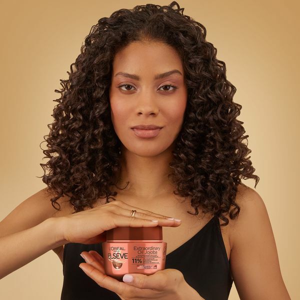 L&acute;Or&eacute;al Paris Nourishing Mask ELSEV Extraordinary Oil 300 ml 300ml plaukų kaukė