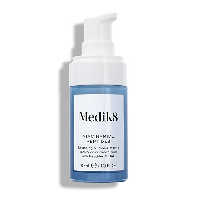 Medik8 NIACINAMIDE PEPTIDES Balancing & Pore-Refining 10% Niacinamide Serum Drėkinamasis veido kremas Moterims